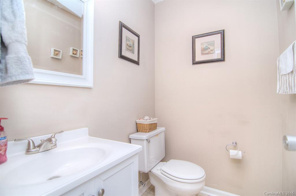 Hidden Pond - Residential