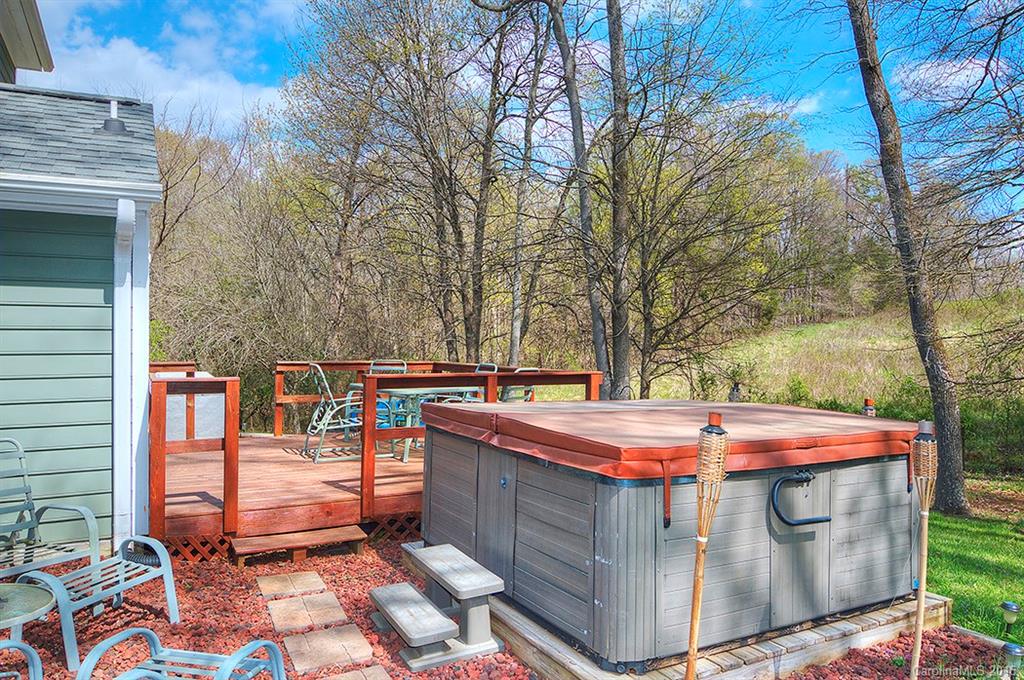 Hidden Pond - Residential