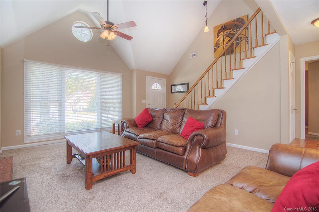 Hidden Pond - Residential