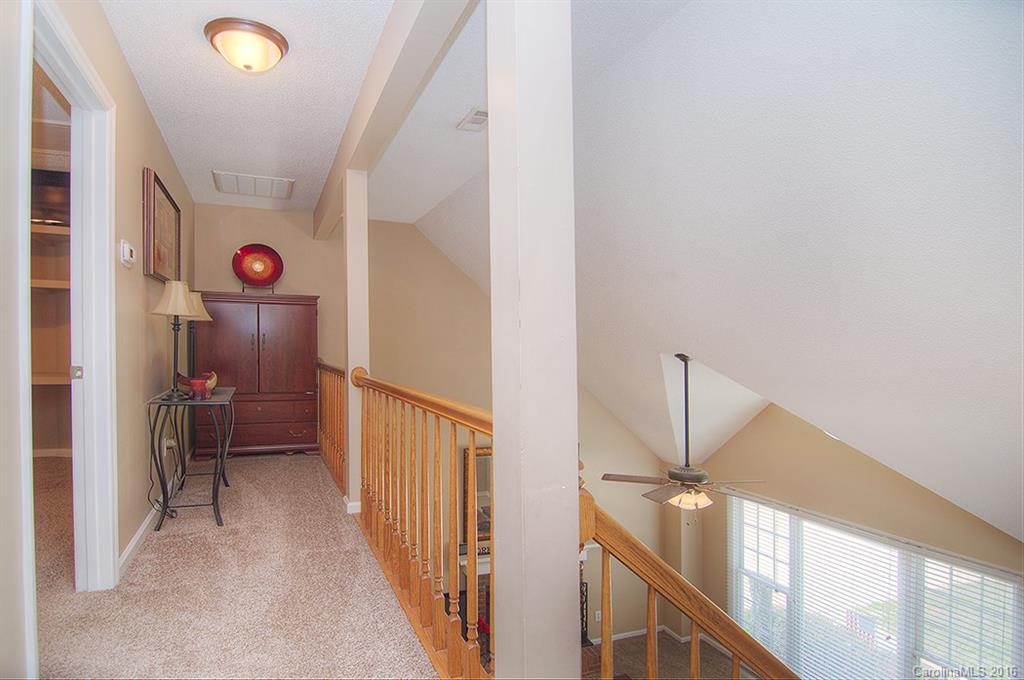 Hidden Pond - Residential