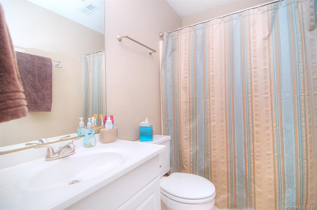 Hidden Pond - Residential