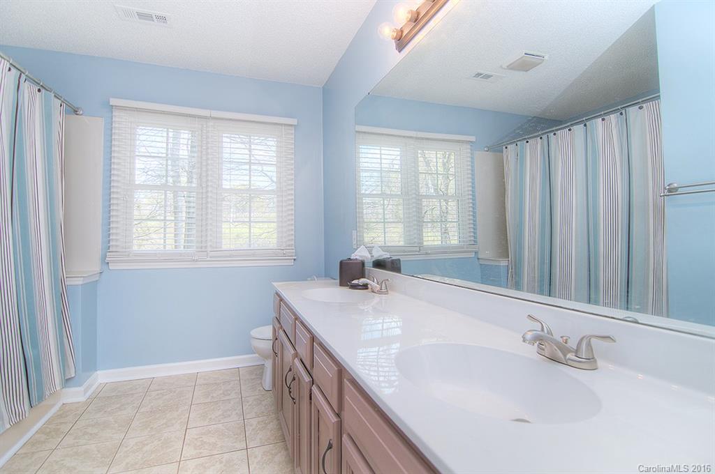 Hidden Pond - Residential