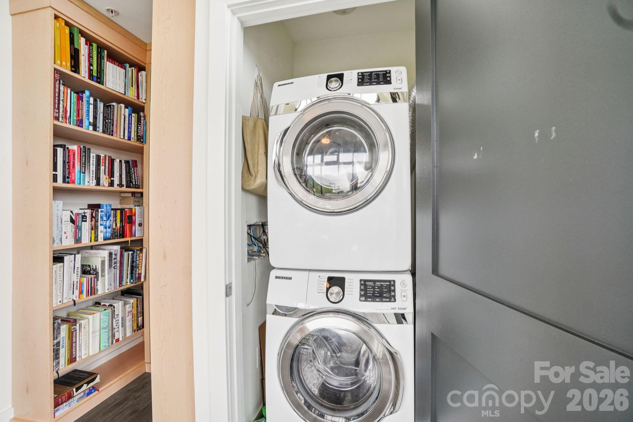 60 North Market - Residential