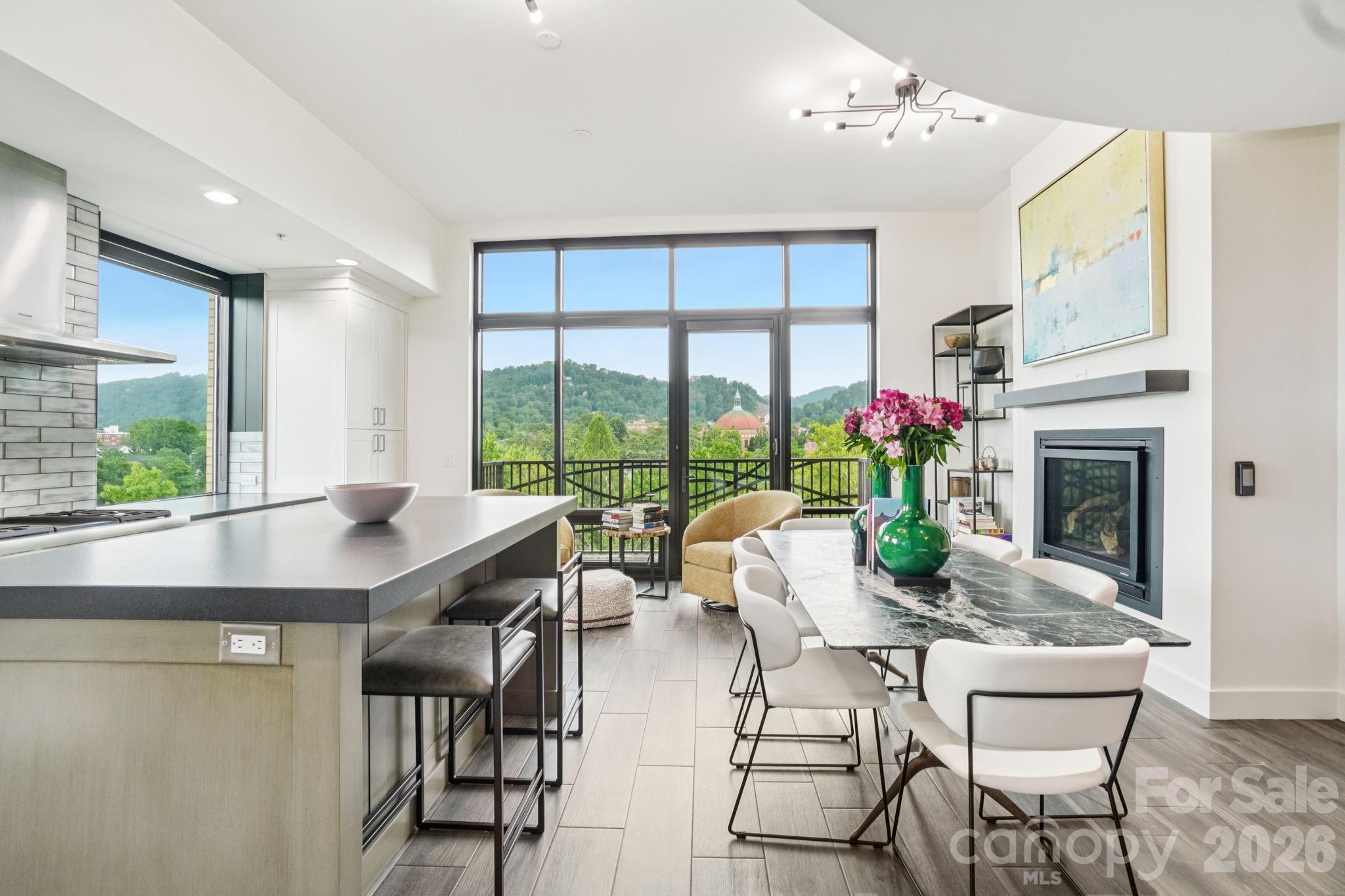 60 North Market - Residential