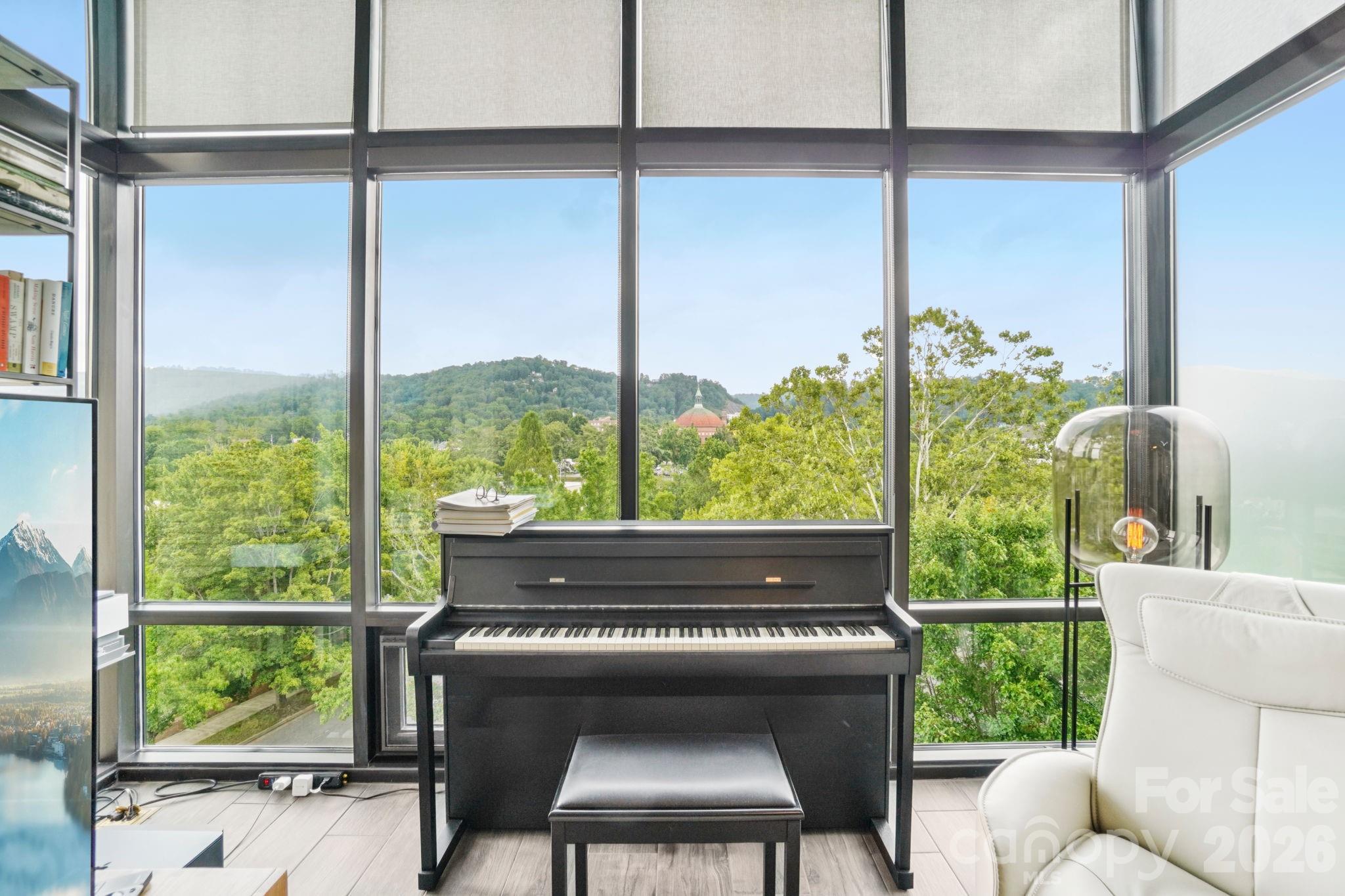 60 North Market - Residential