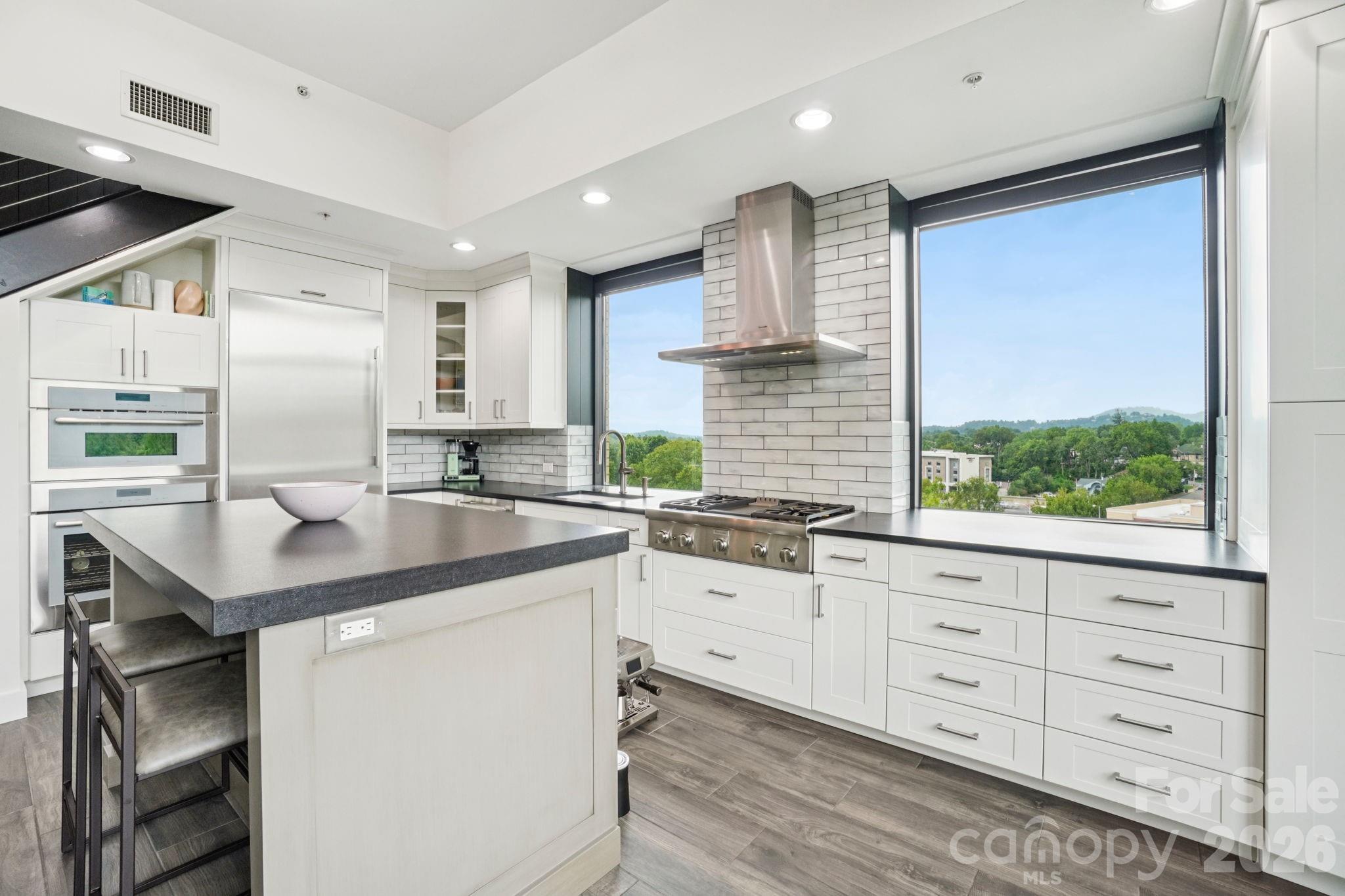 60 North Market - Residential