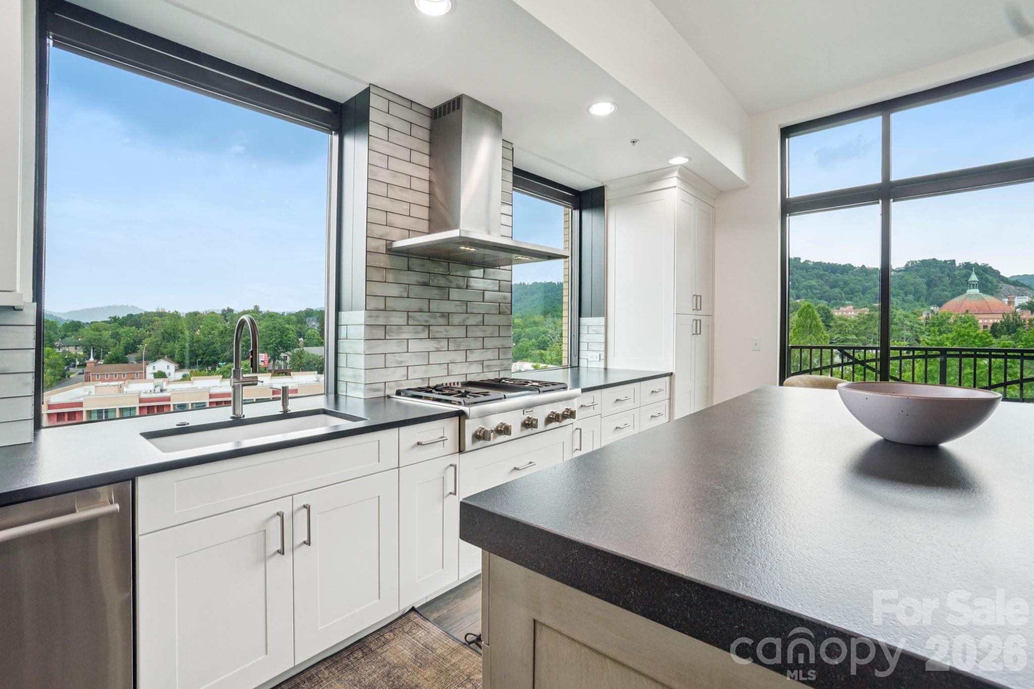 60 North Market - Residential