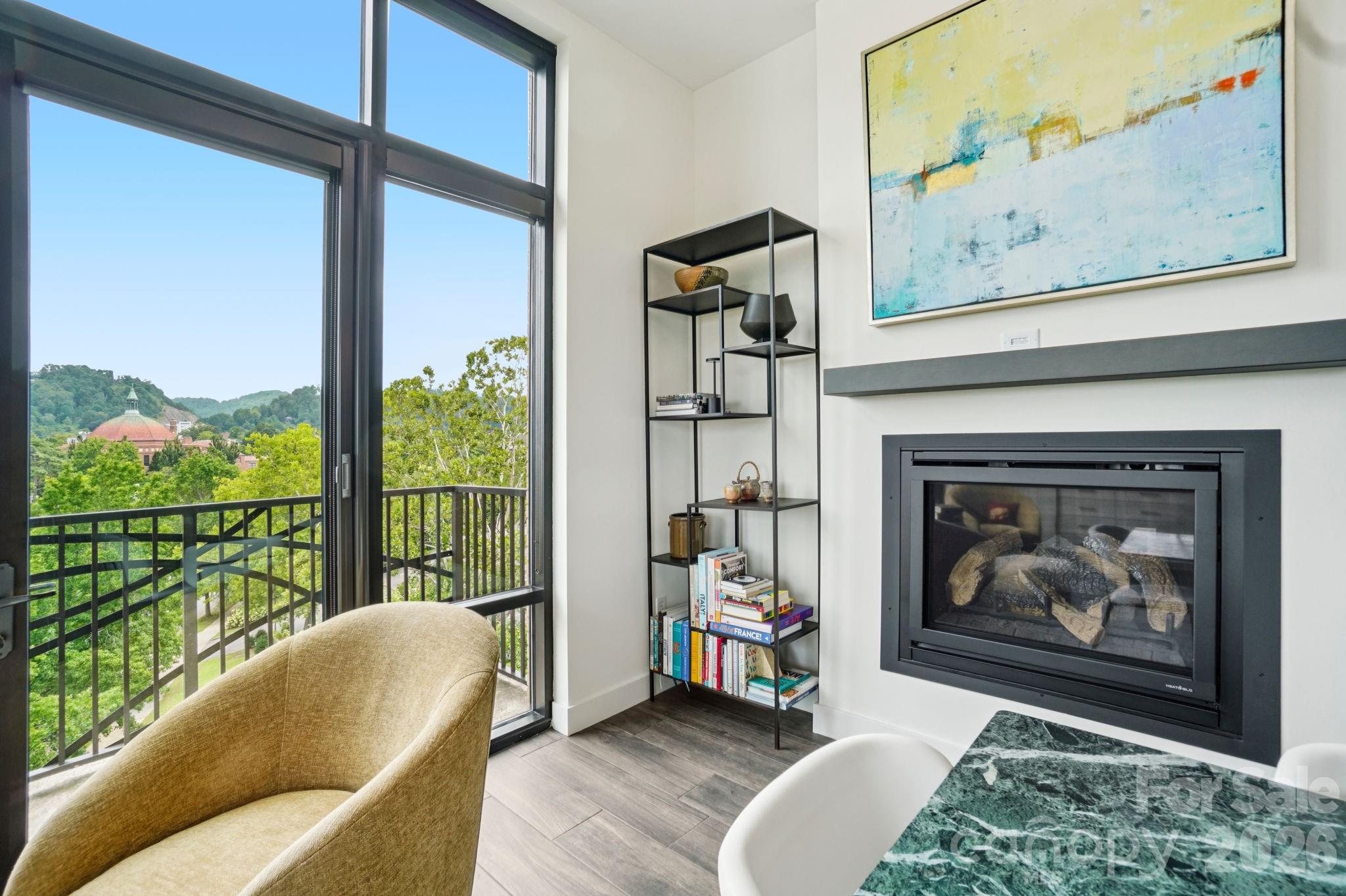 60 North Market - Residential