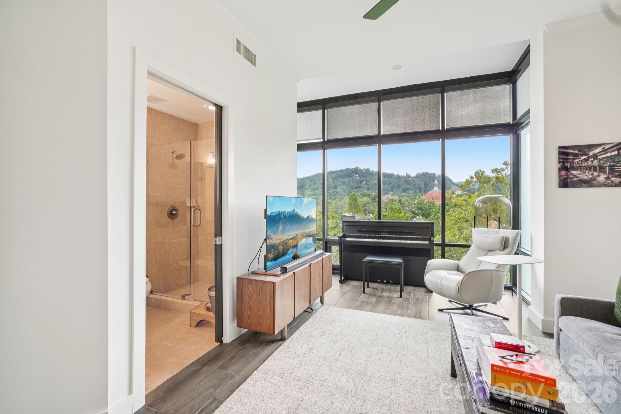 60 North Market - Residential