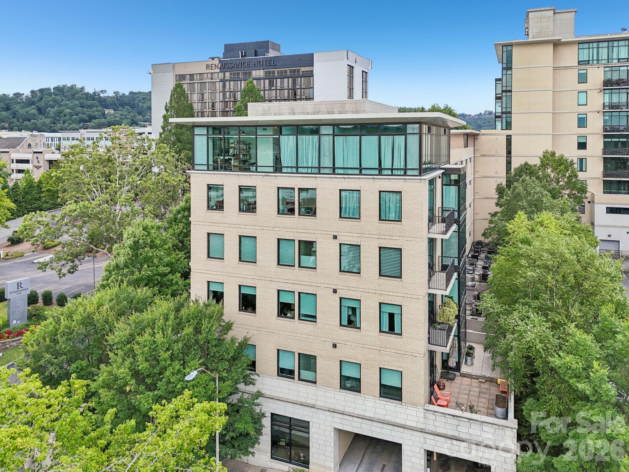 60 North Market - Residential