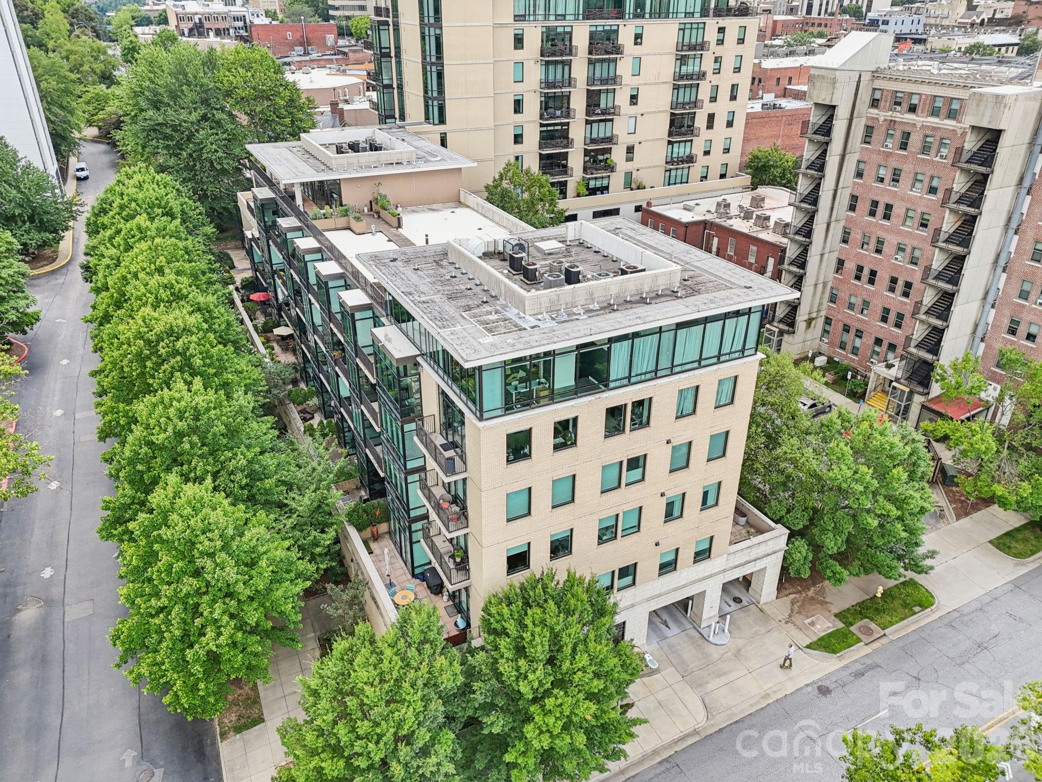 60 North Market - Residential