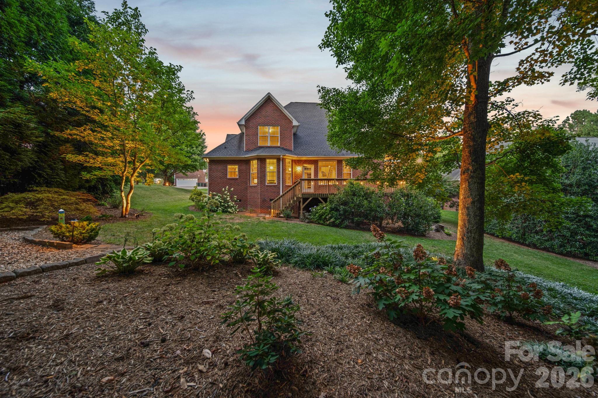 4333 Winder Trail