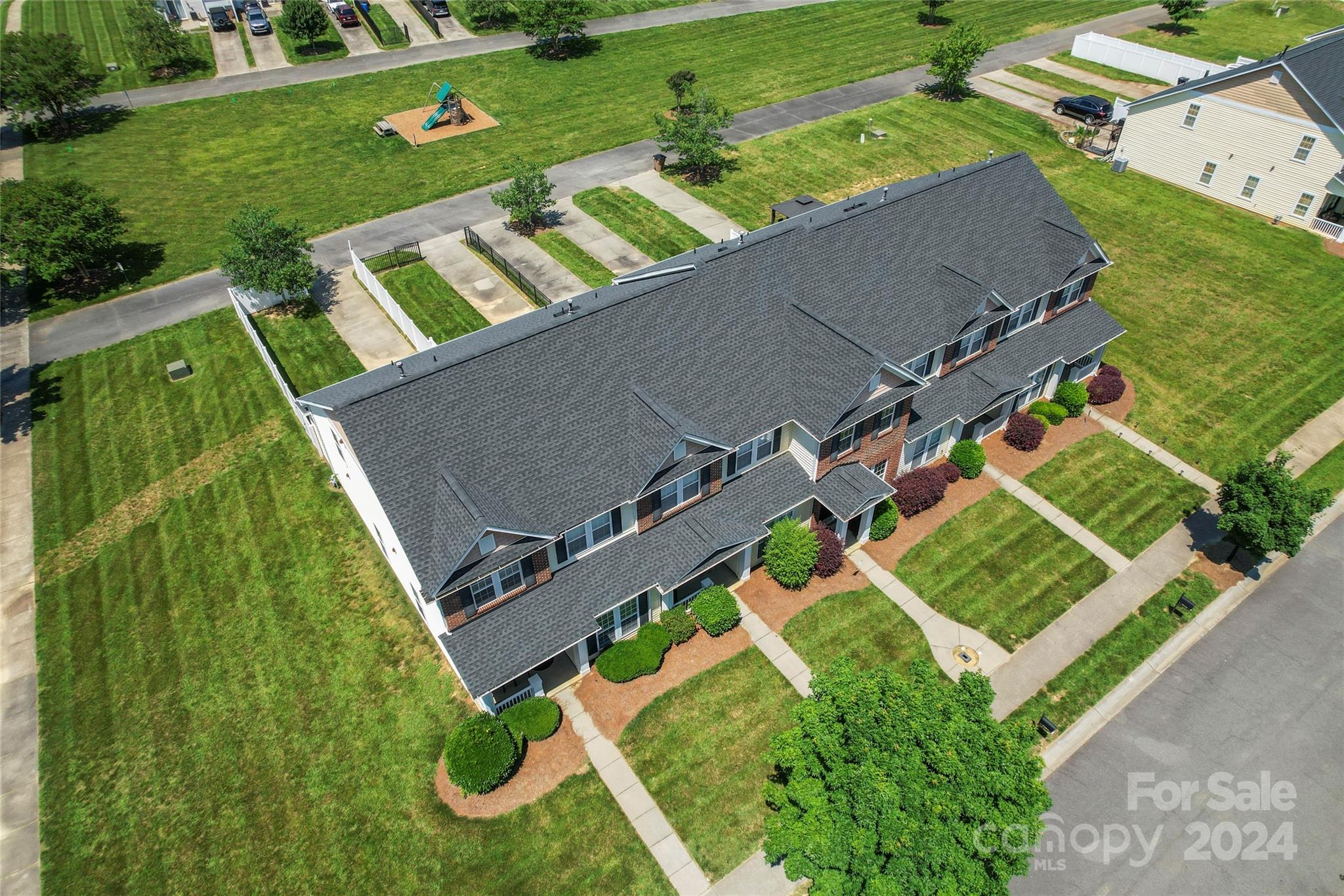 Oakstone - Residential