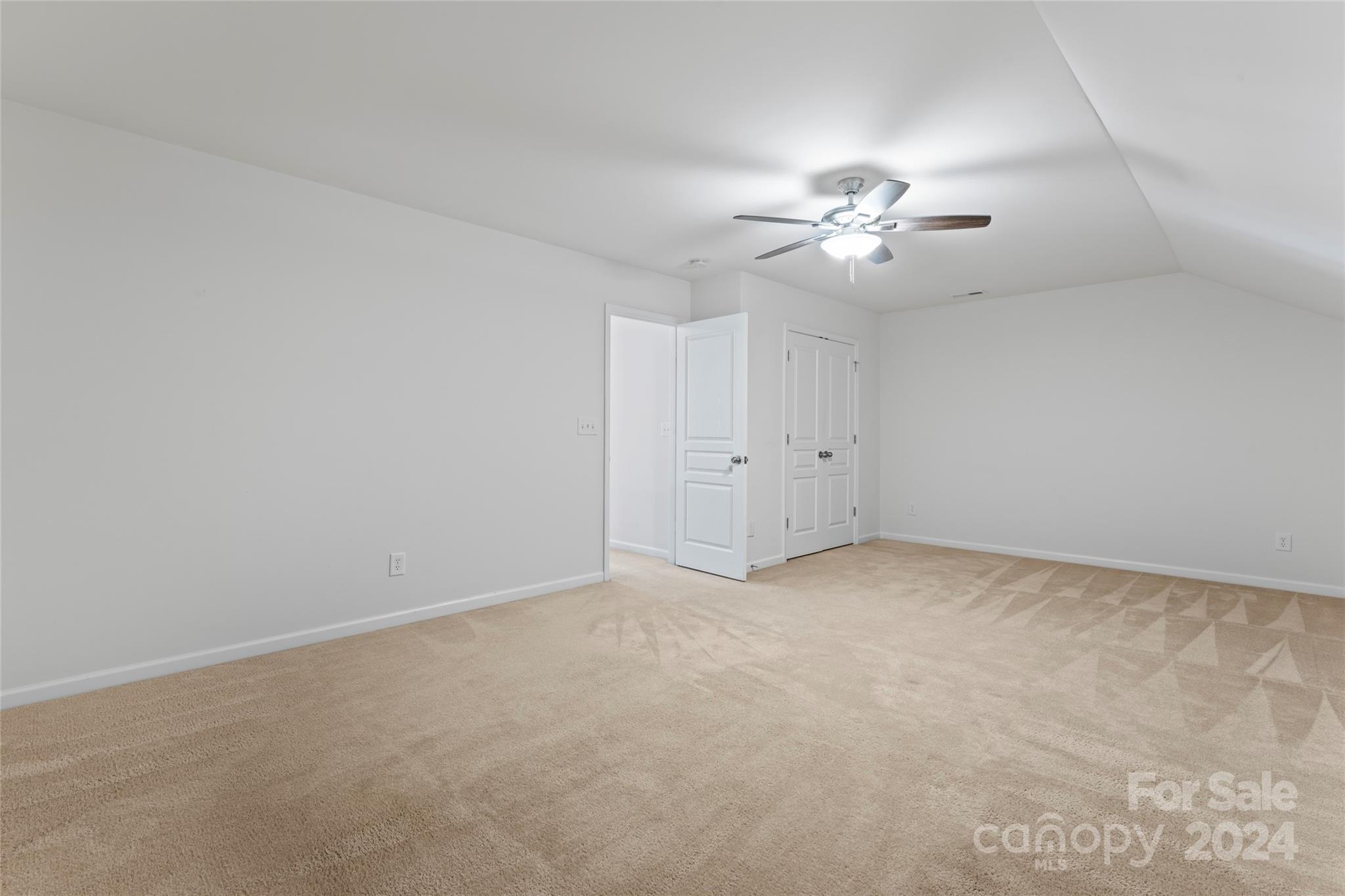 Oakstone - Residential