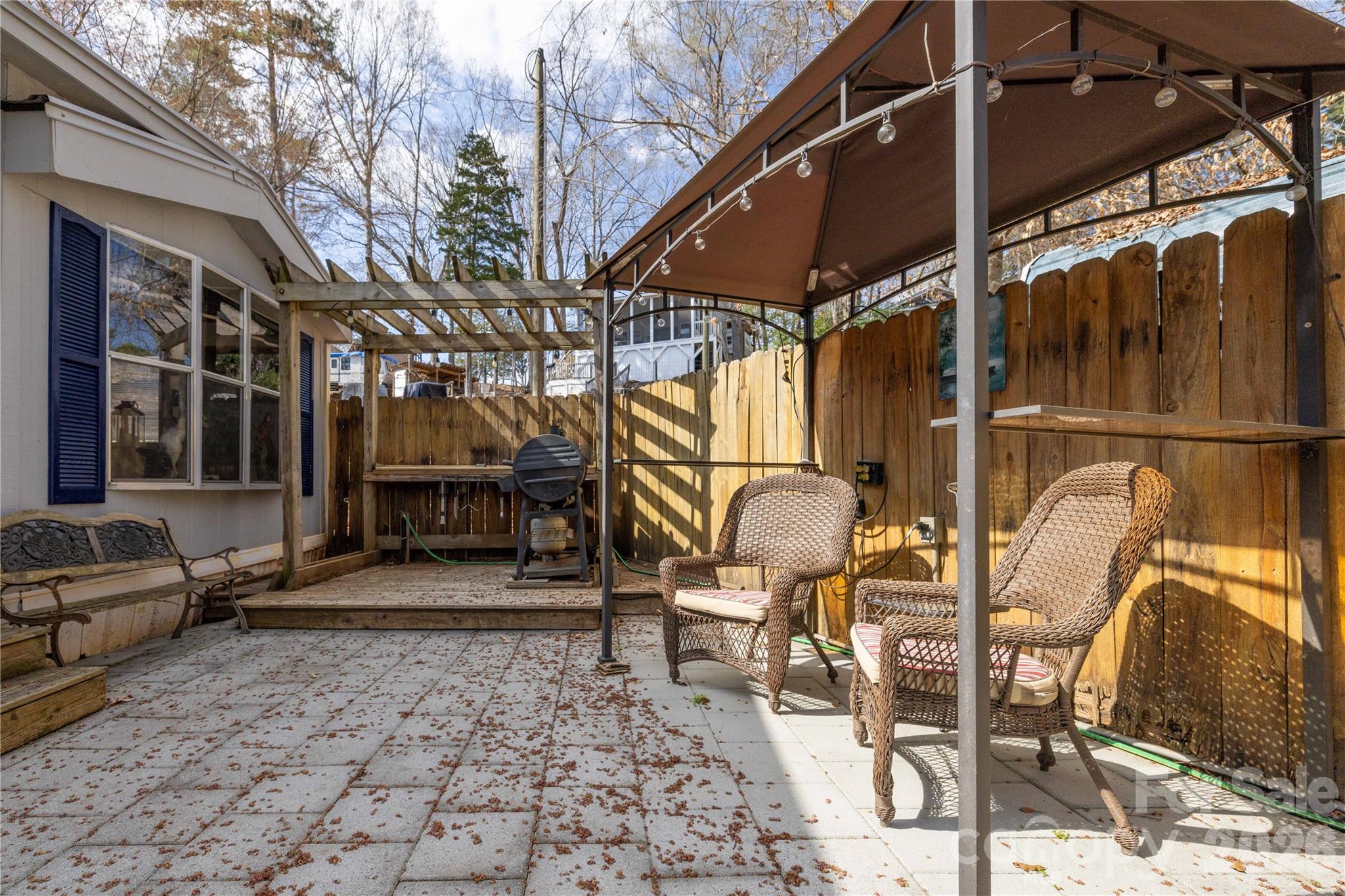 Twin Harbor - Residential