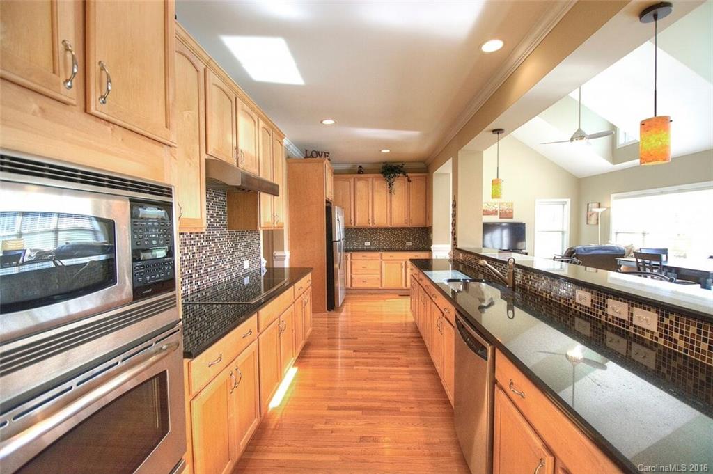 Hollister - Residential