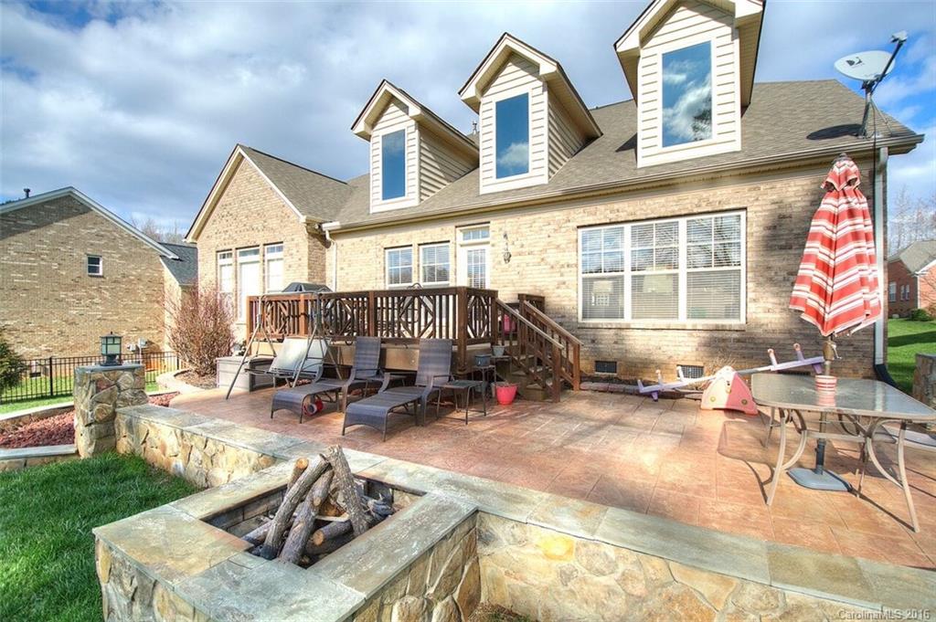 Hollister - Residential