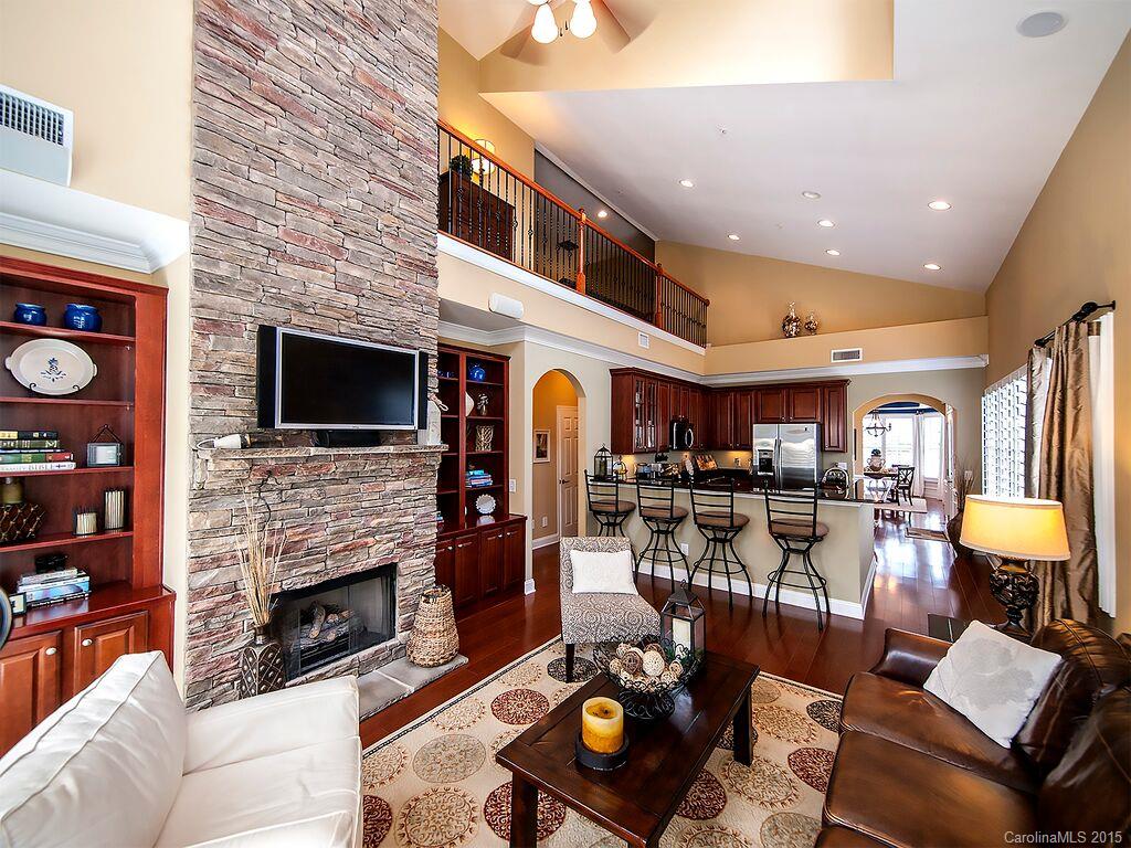 Lake Shore - Residential