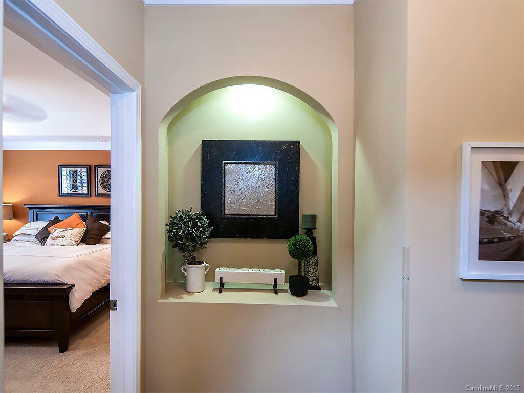 Lake Shore - Residential