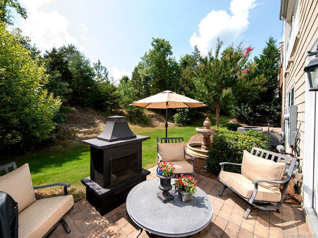 Lake Shore - Residential