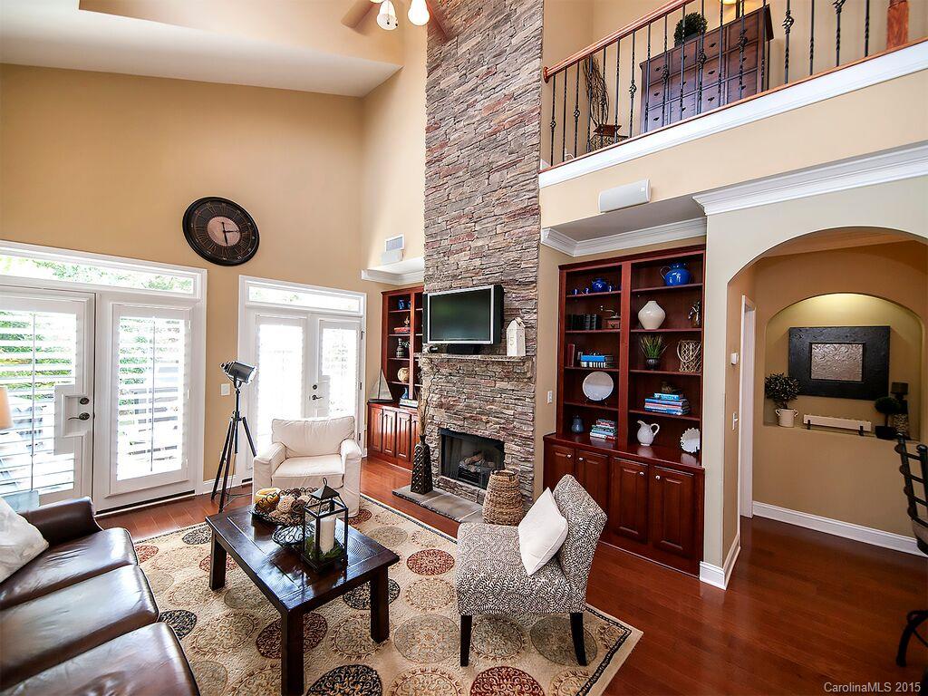 Lake Shore - Residential