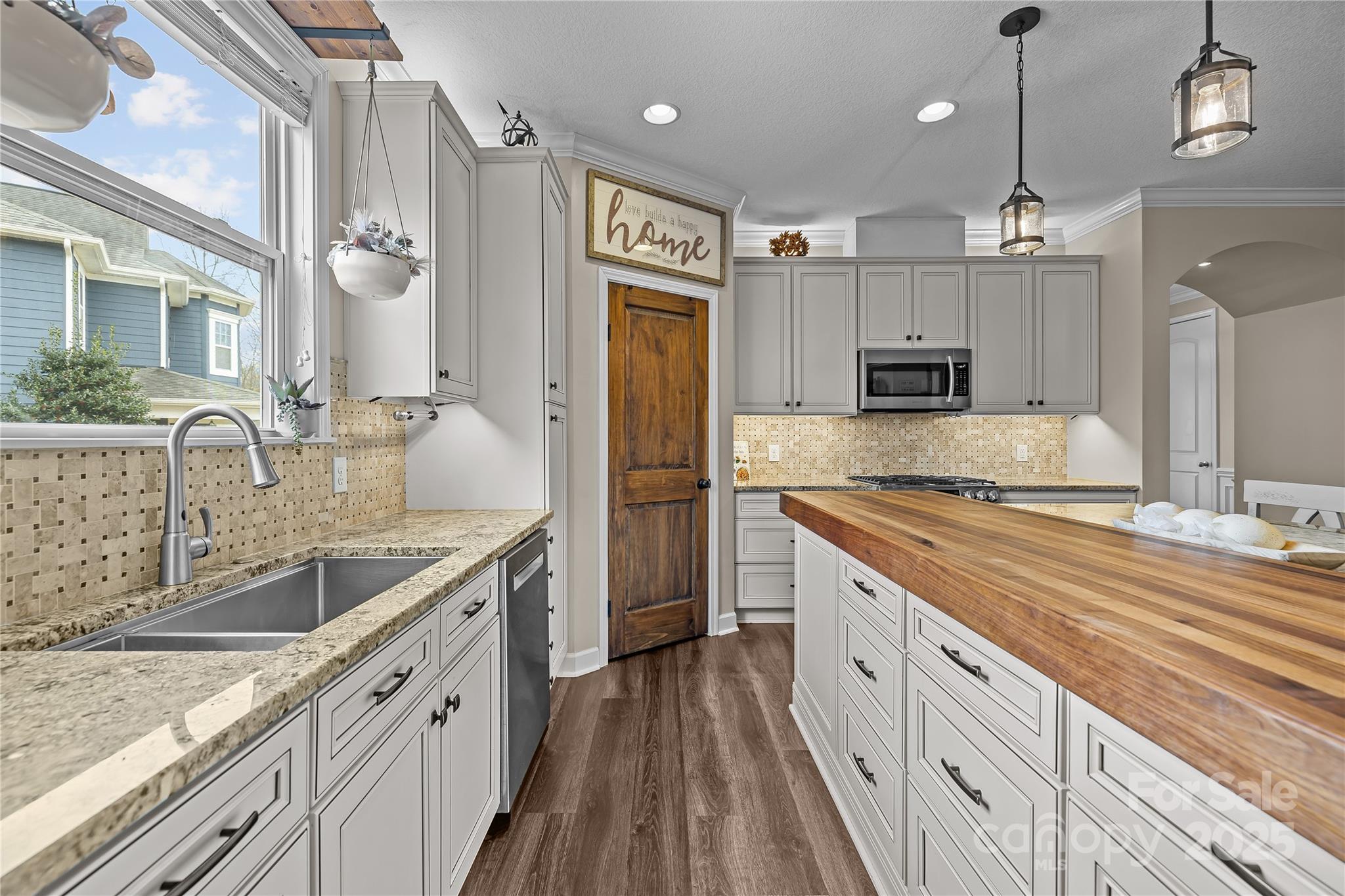 Shelly Woods - Residential