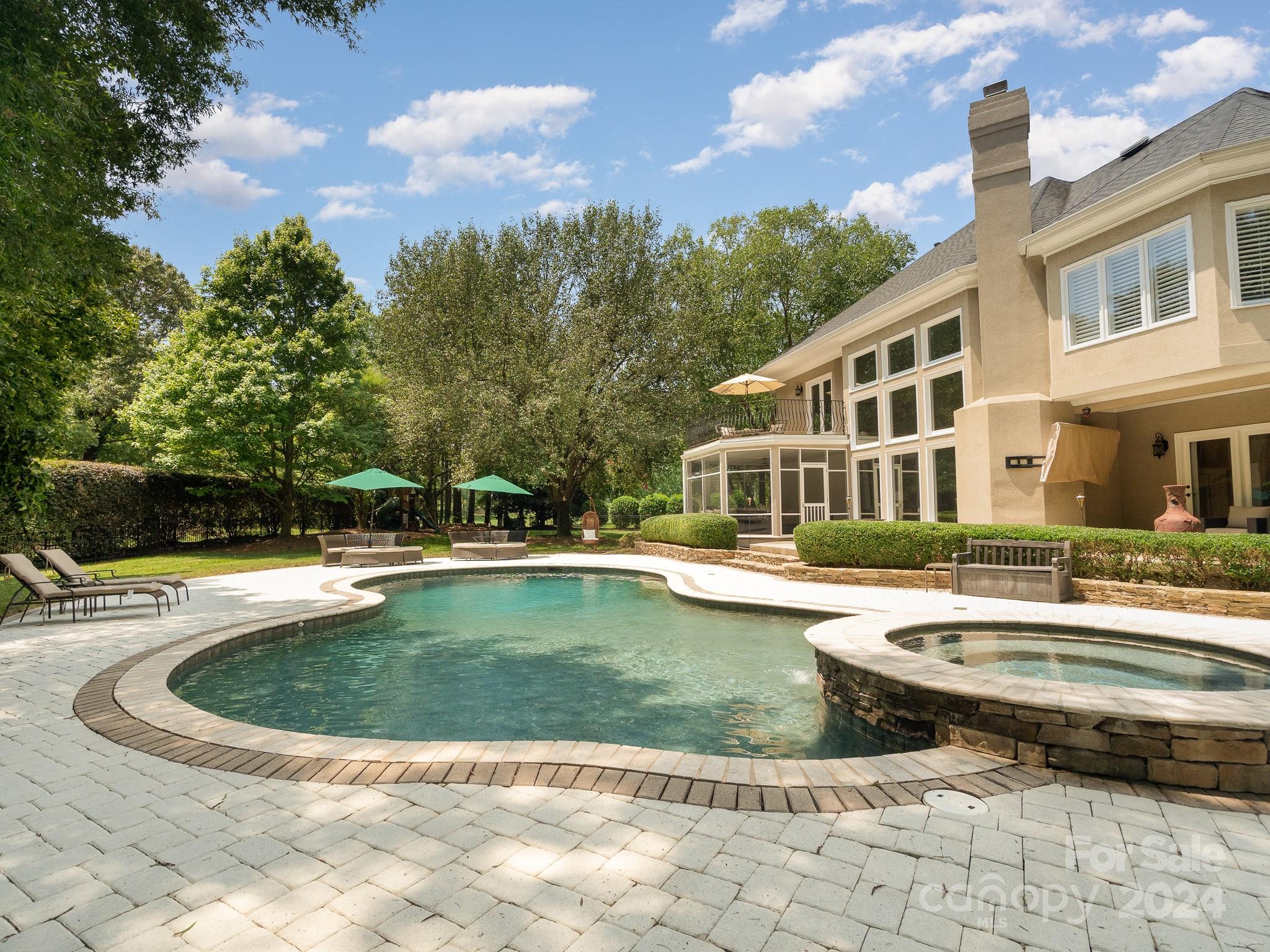 Piper Glen - Residential