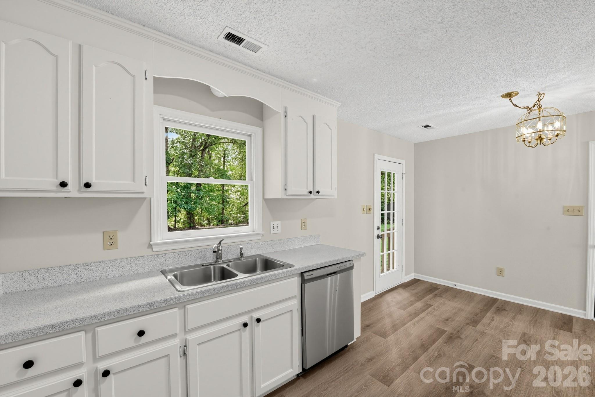 140 Weeping Willow Way