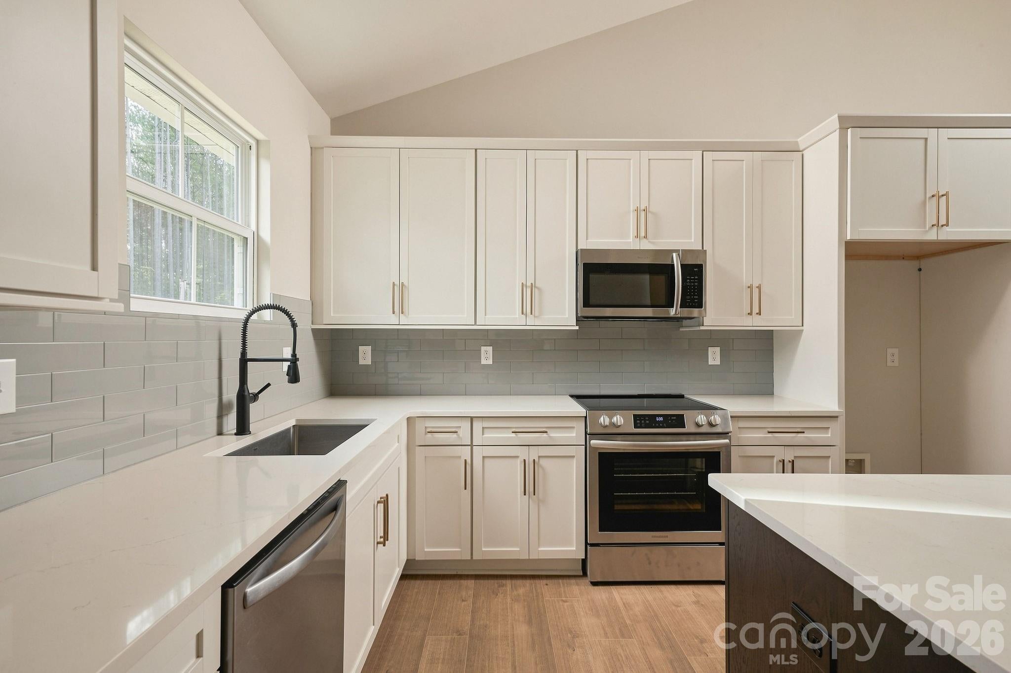 2287 Lee Lawing Road
