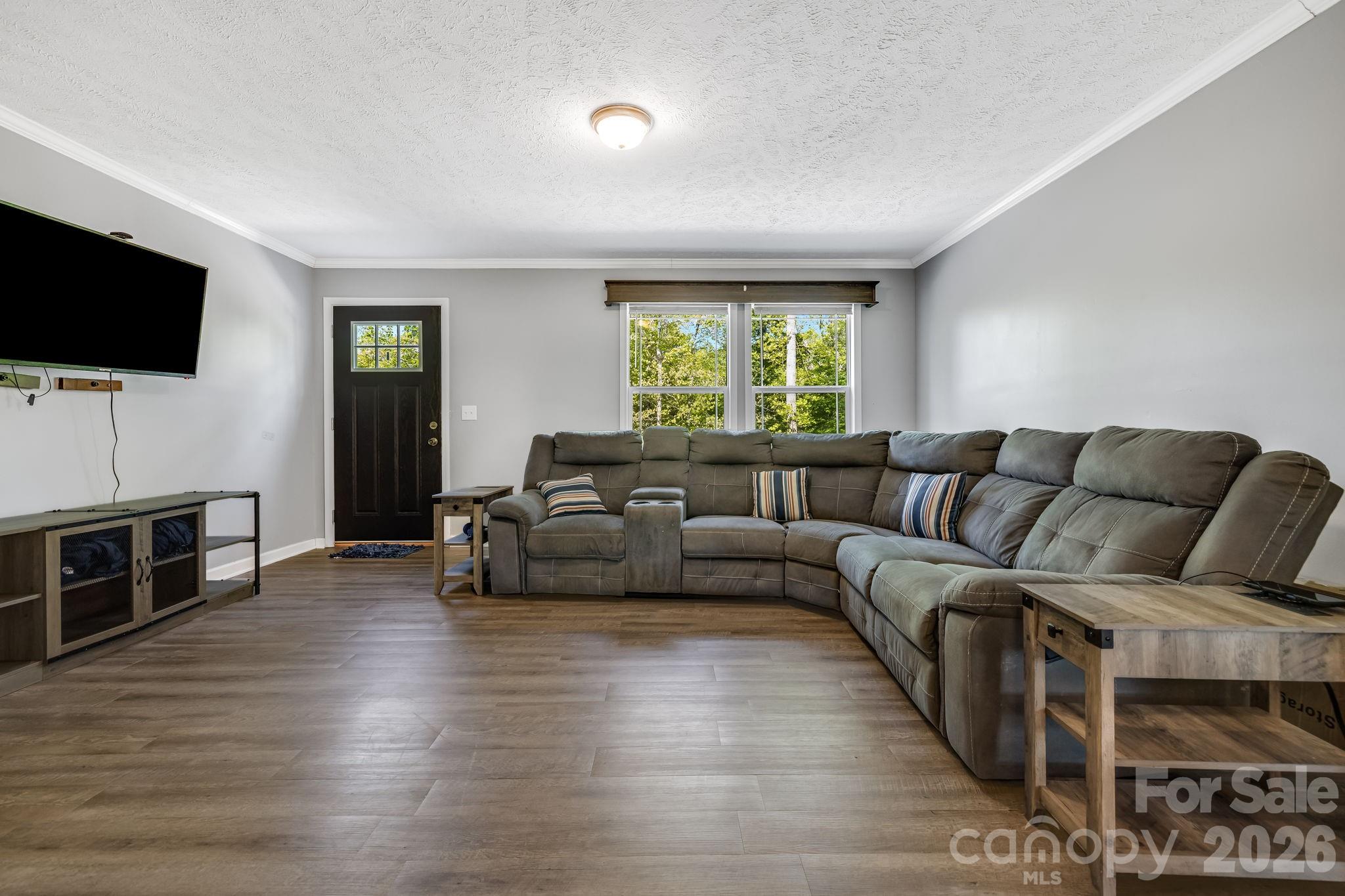 118 Bartram Way