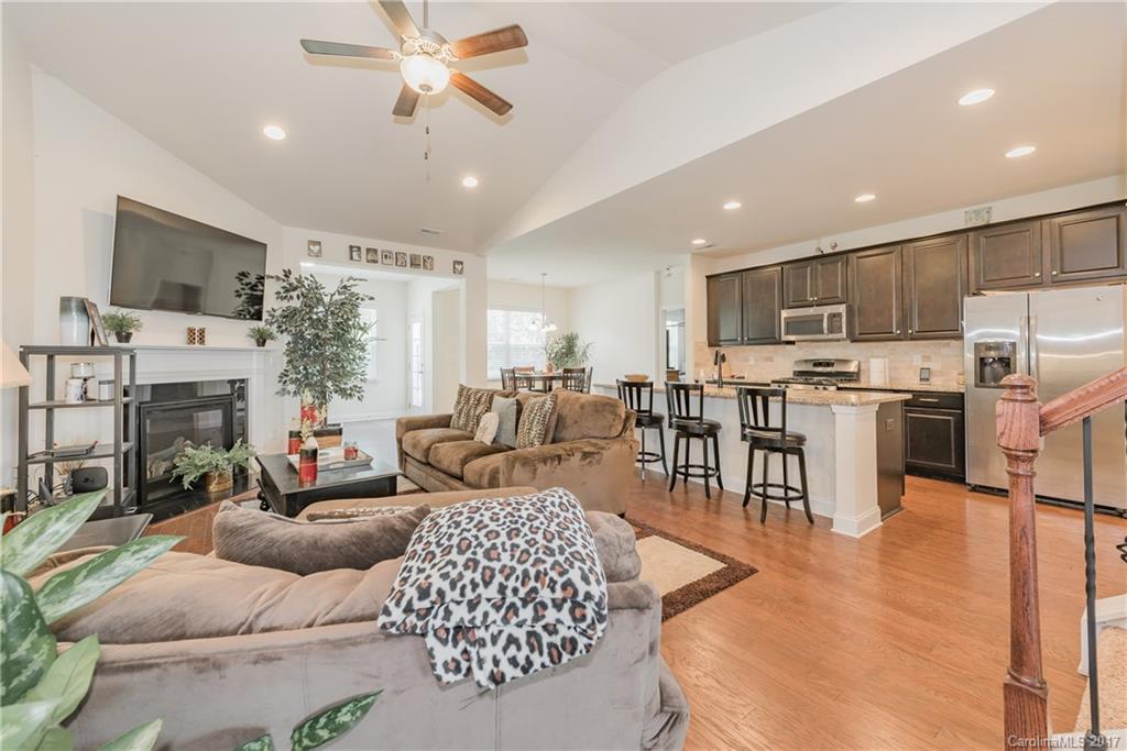 The Gates at Eastview - Residential