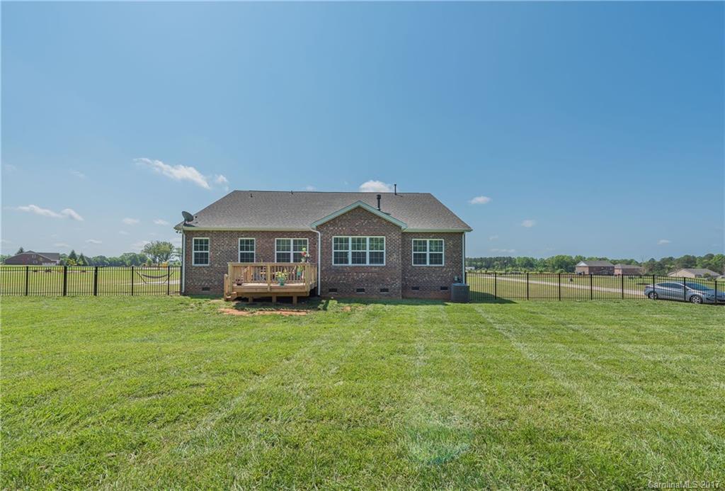 The Gates at Eastview - Residential