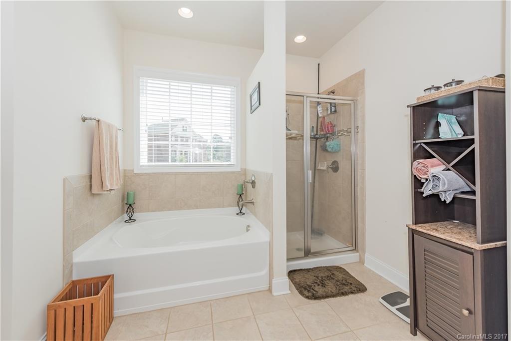 The Gates at Eastview - Residential