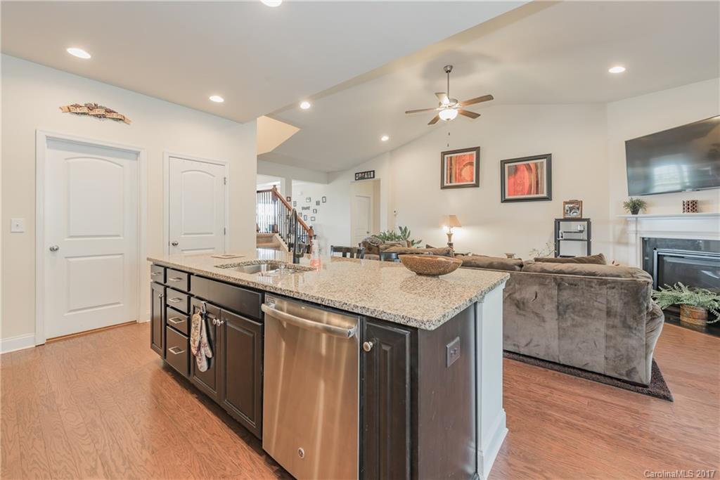 The Gates at Eastview - Residential