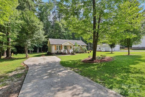 Photo of 188 Delwood Court, Mount Gilead, NC 27306 (MLS # 4295187)