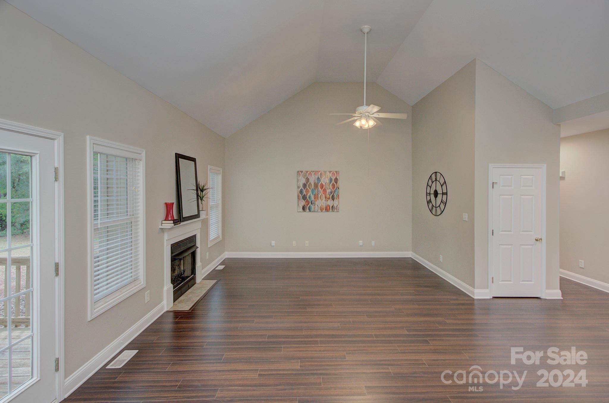 Henrys Orchard - Residential