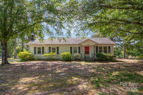 3595 Mt Holly Road Edgemoor SC 29712