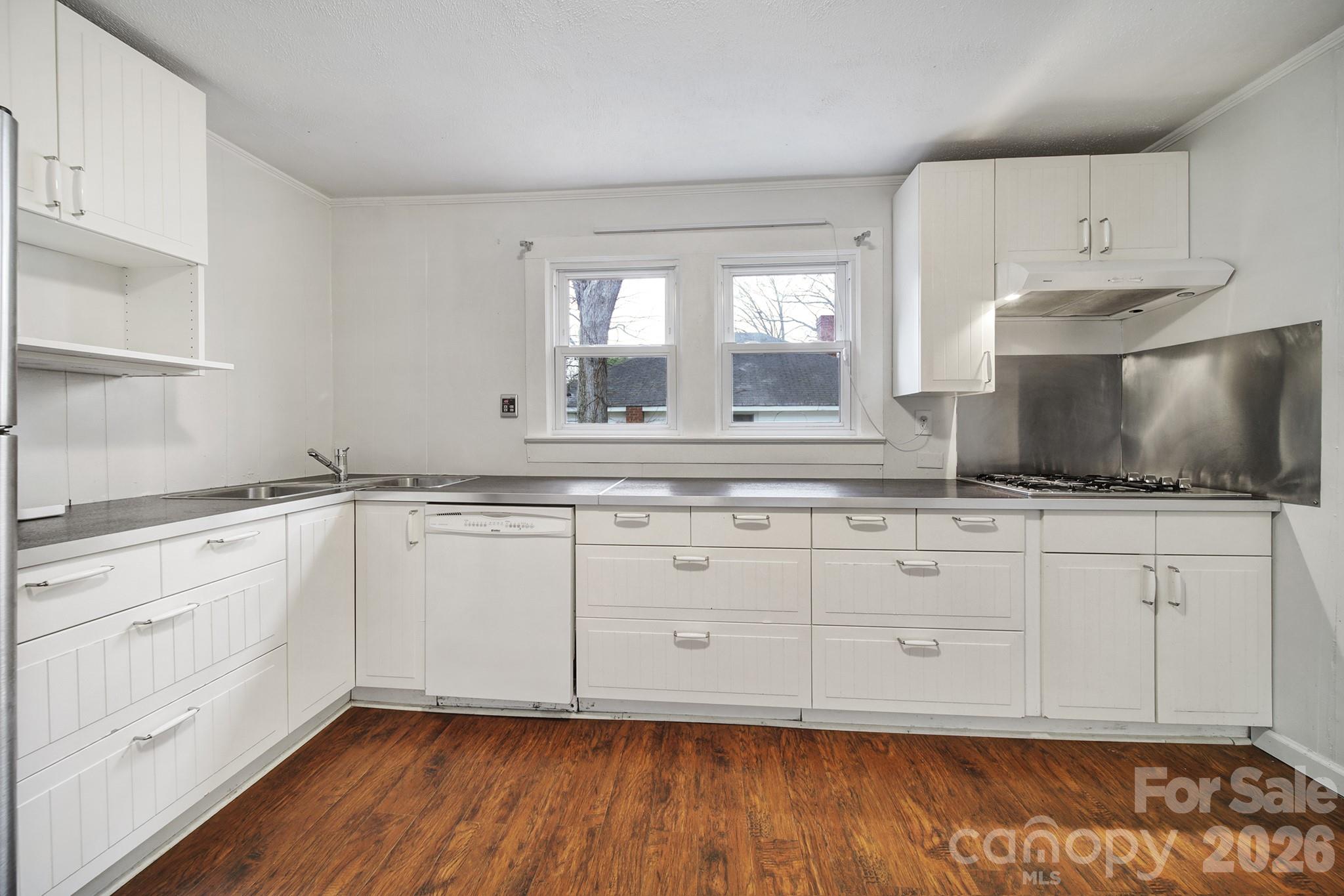 691 Harris Street NW