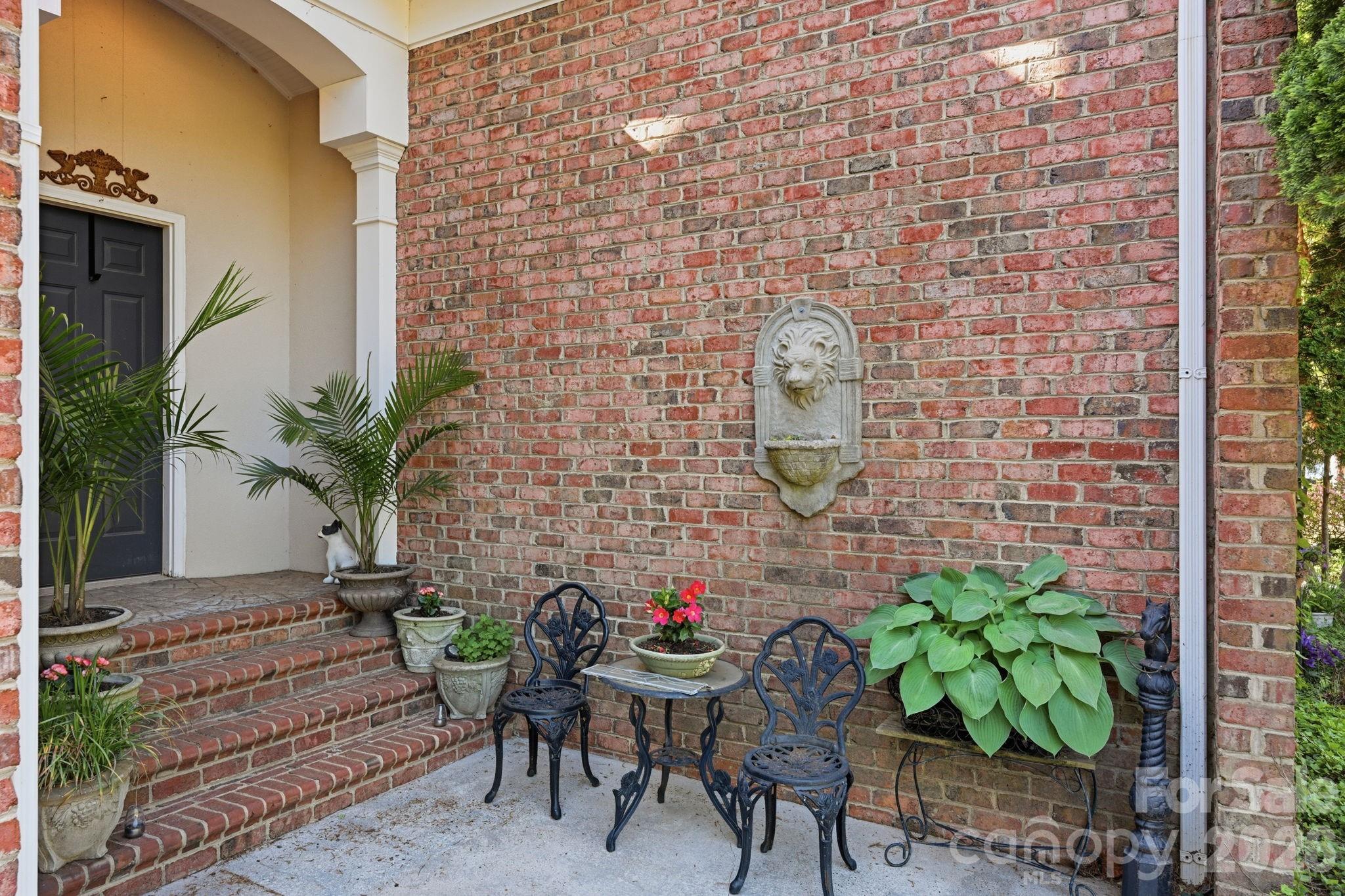 125 Saylors Watch Lane