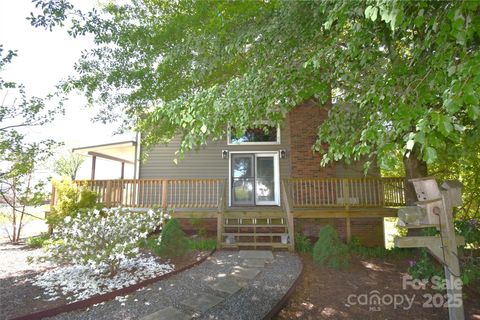 5769 Birch Street Conover NC 28613