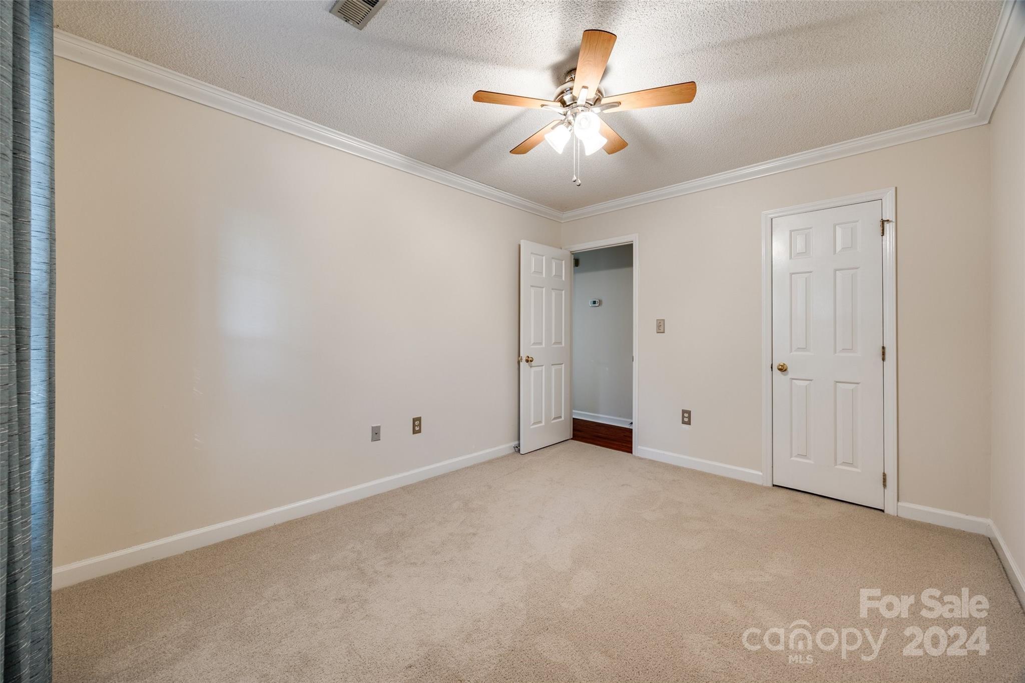 Dogwood Hollow - Residential