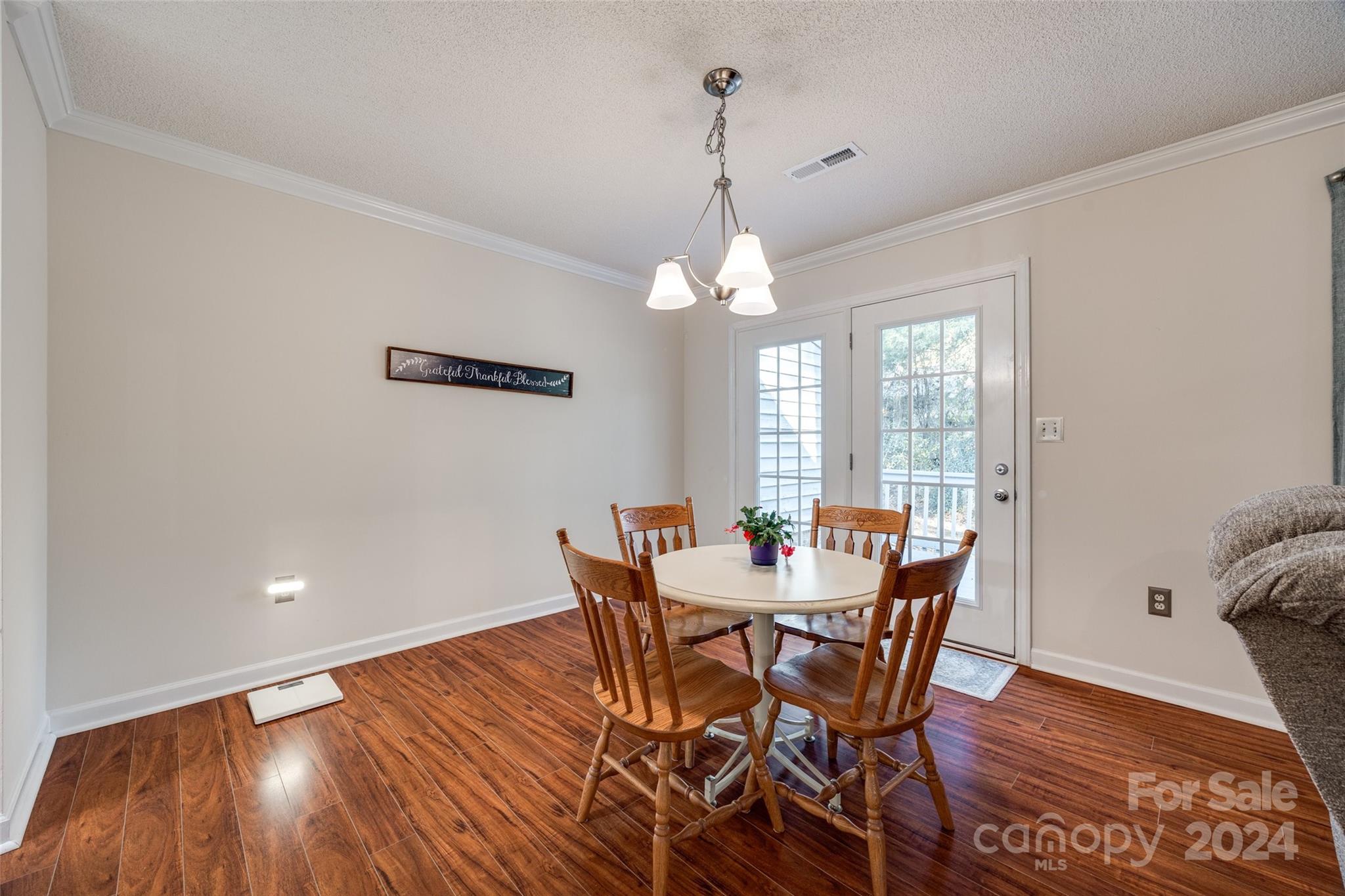 Dogwood Hollow - Residential