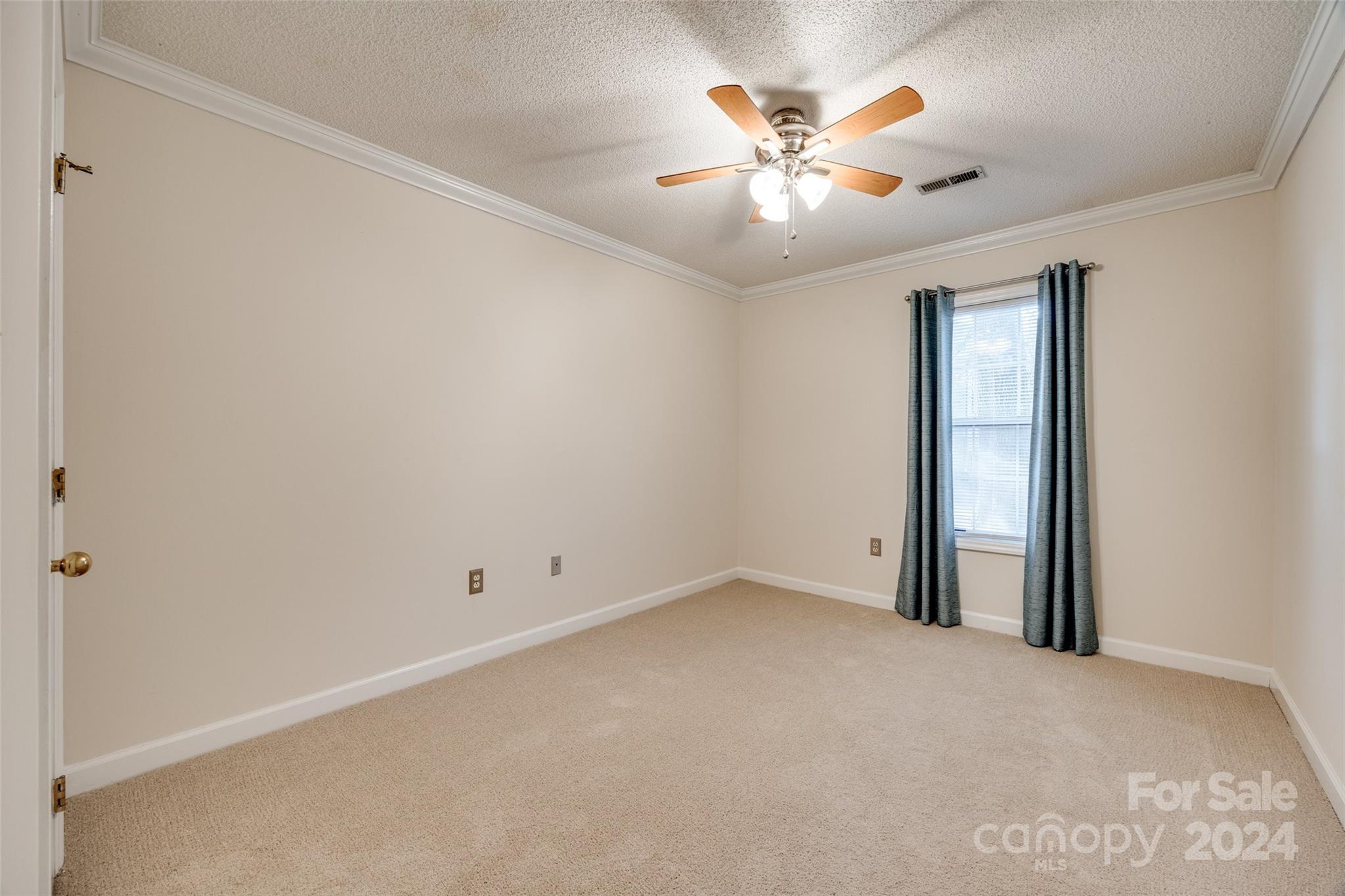 Dogwood Hollow - Residential