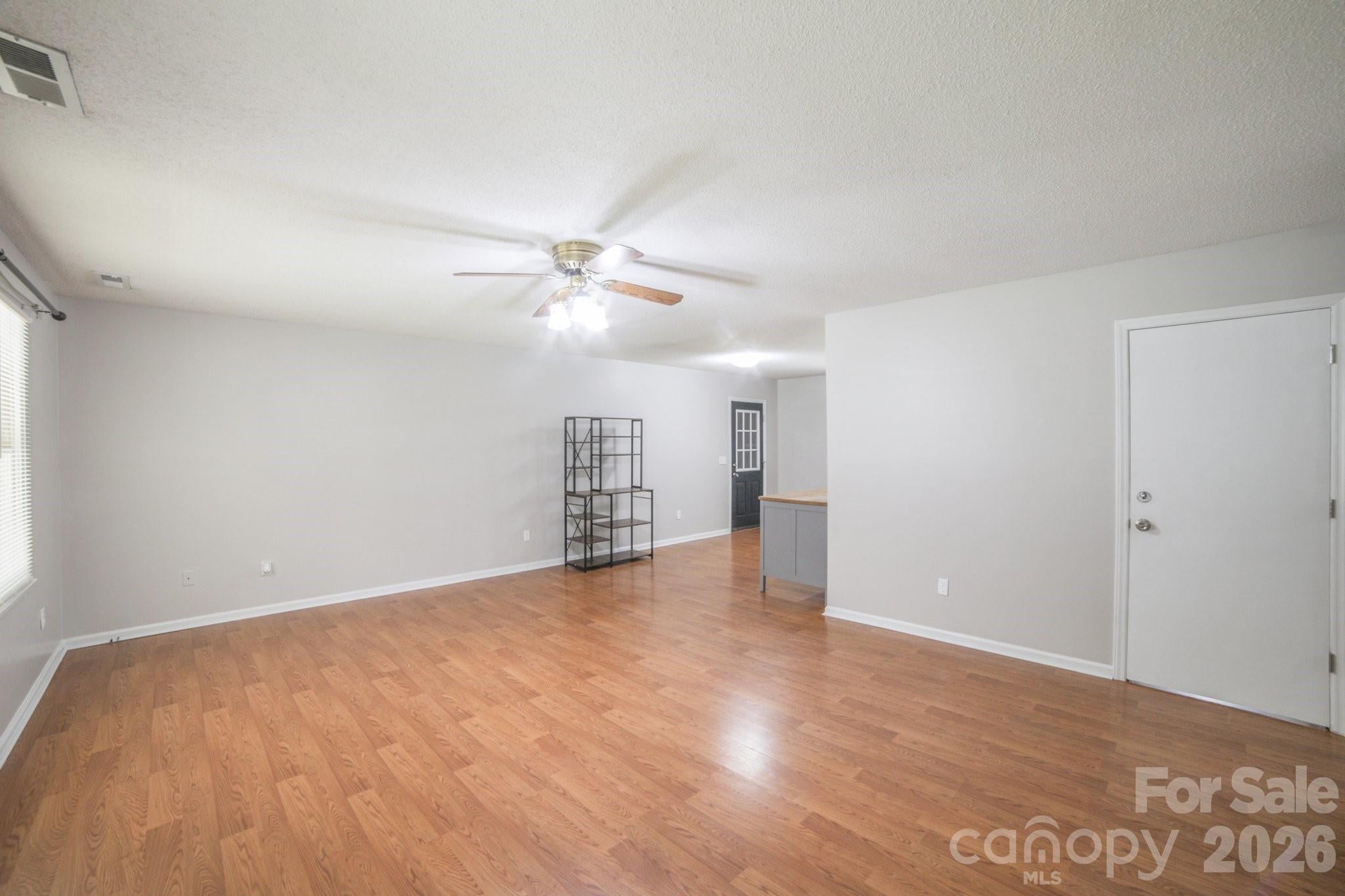 282 Honeycutt Drive SE