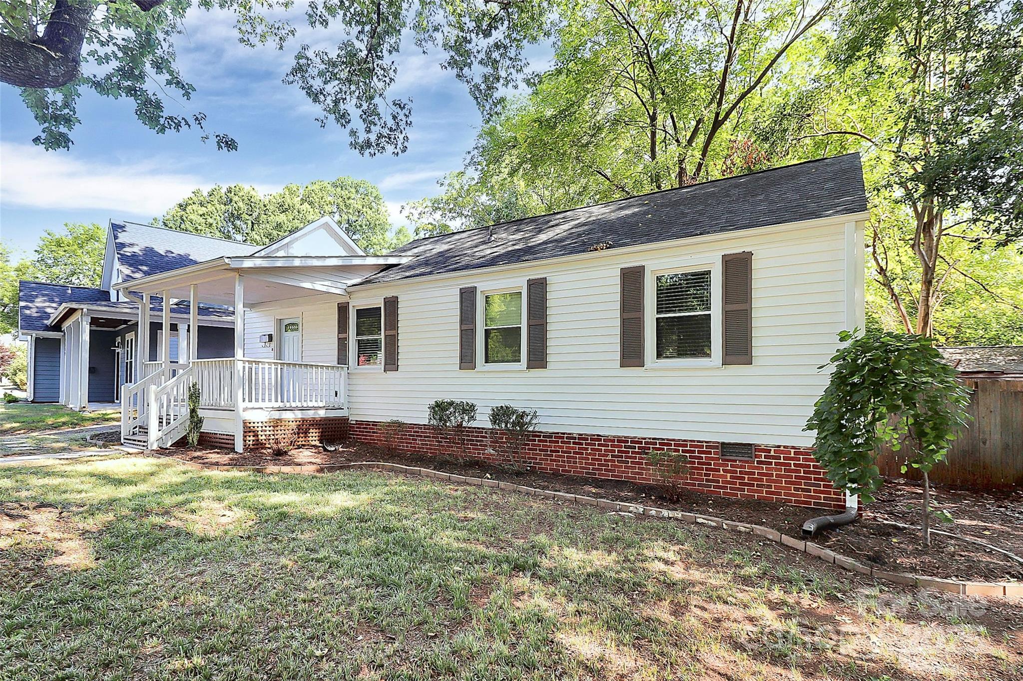 1515 Winston Drive