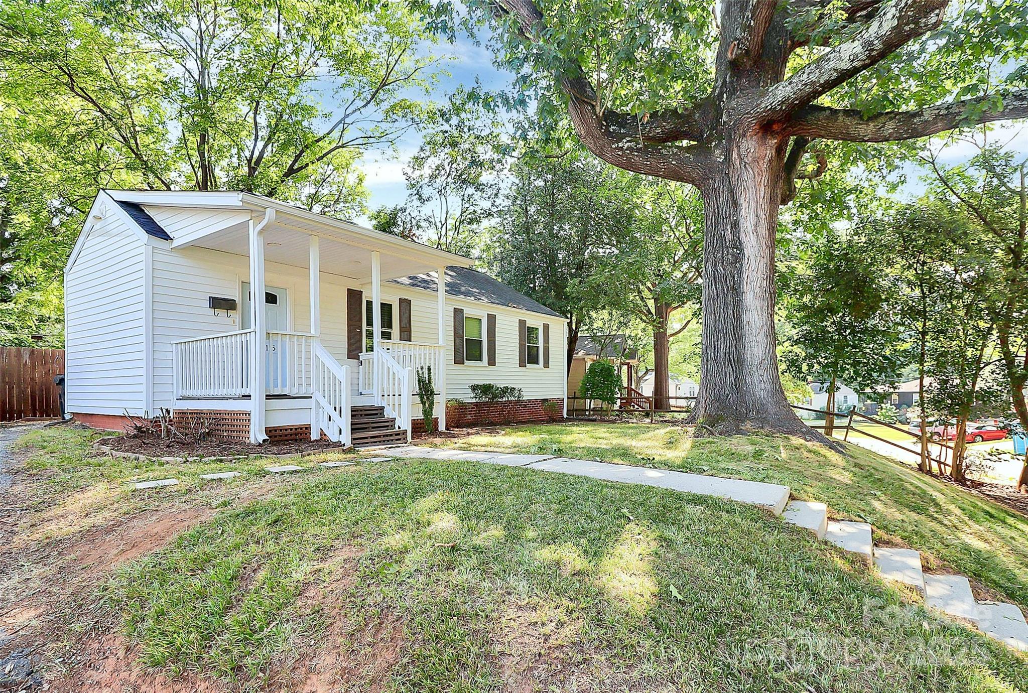 1515 Winston Drive
