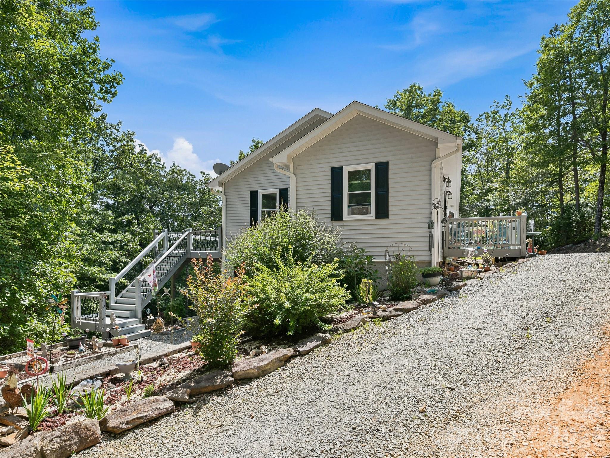 524 Lookout Drive