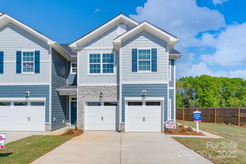 4037 Port Richmond Avenue 8 Gastonia NC 28056