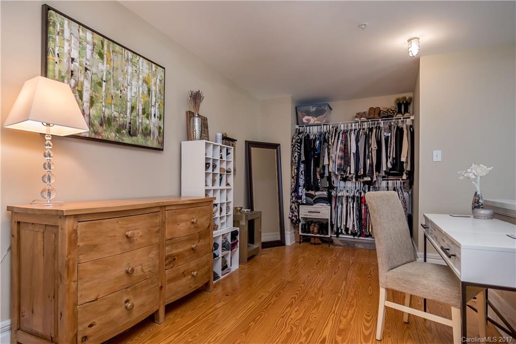 Elizabeth - Residential