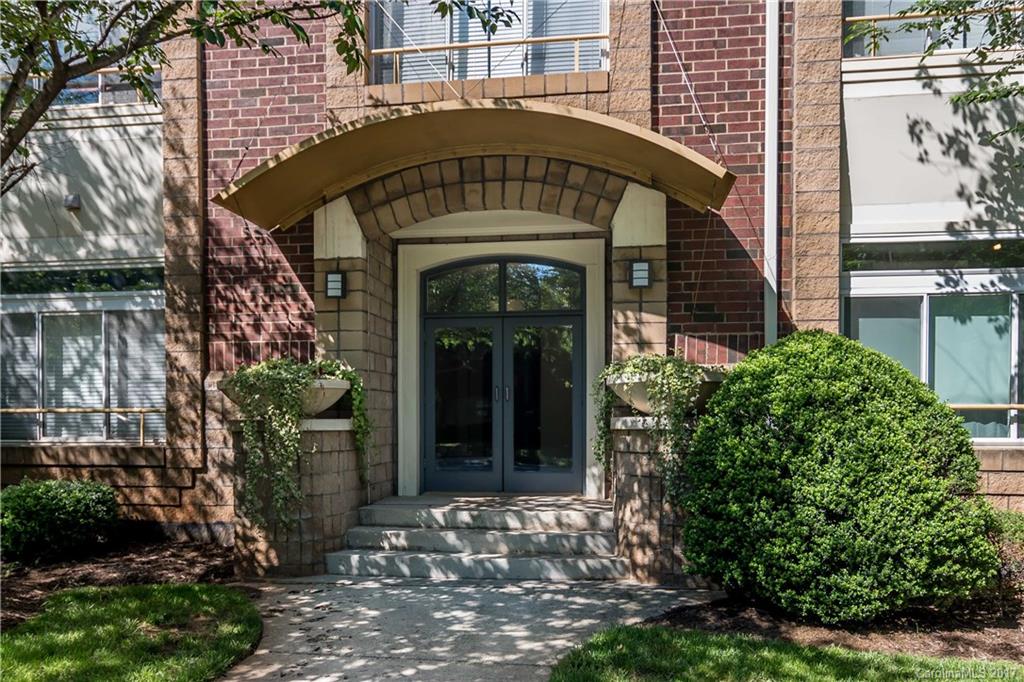 Elizabeth - Residential